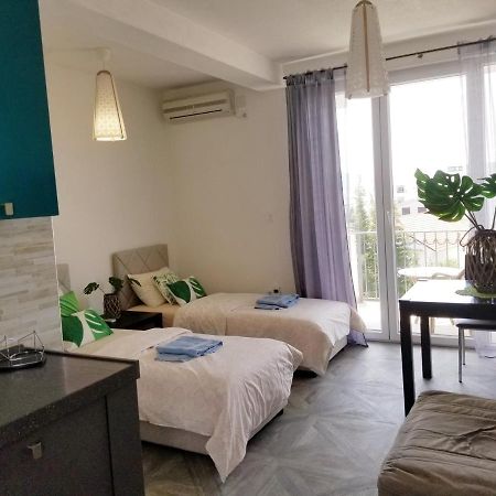 Aparthotel Monterria بار المظهر الخارجي الصورة