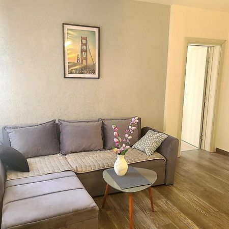 Aparthotel Monterria بار المظهر الخارجي الصورة