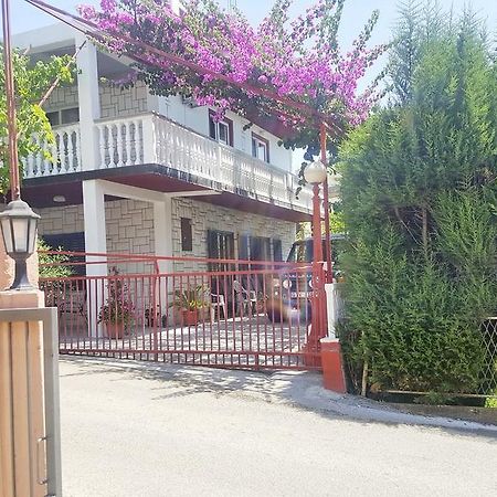 Aparthotel Monterria بار المظهر الخارجي الصورة
