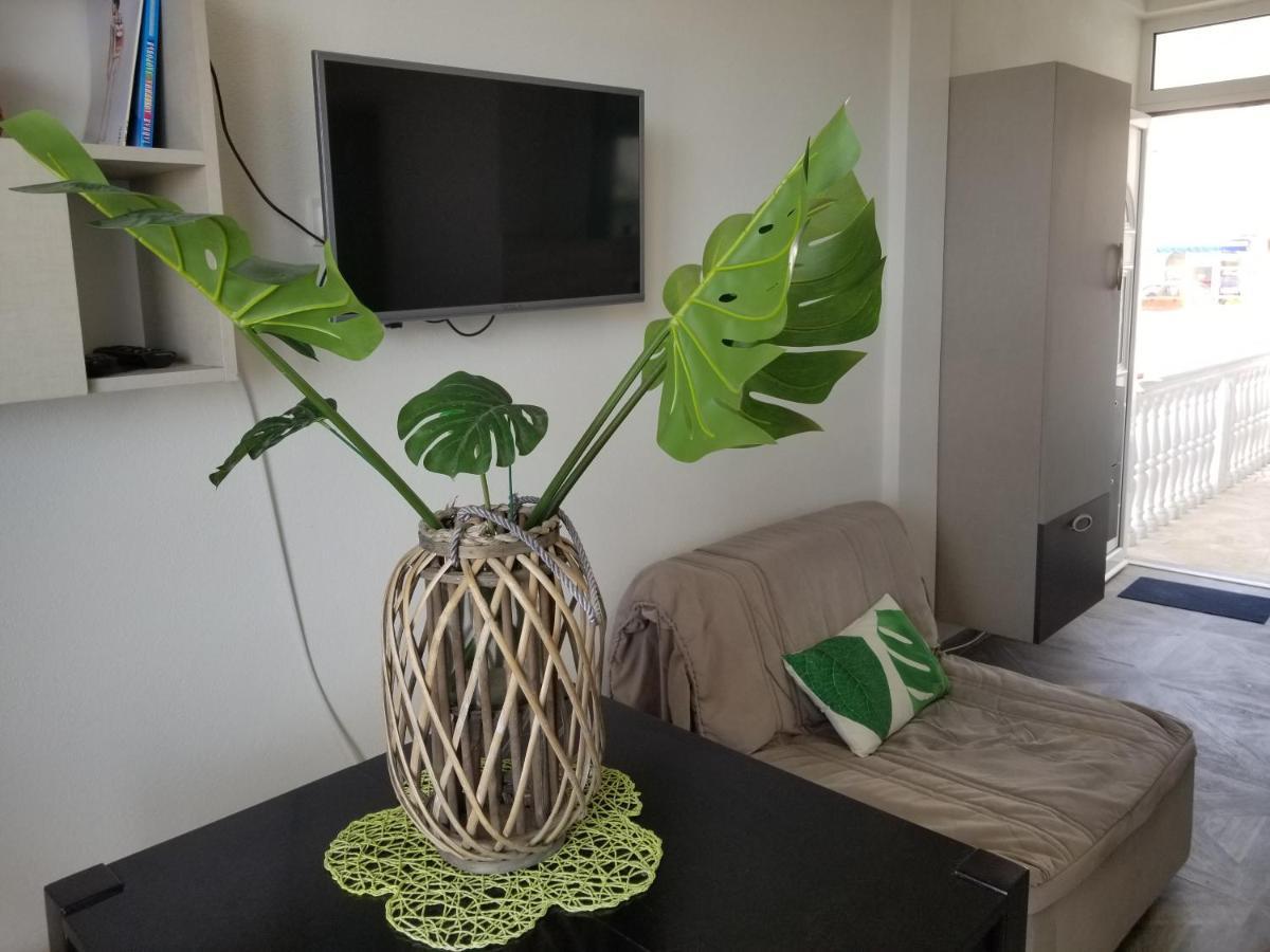 Aparthotel Monterria بار المظهر الخارجي الصورة