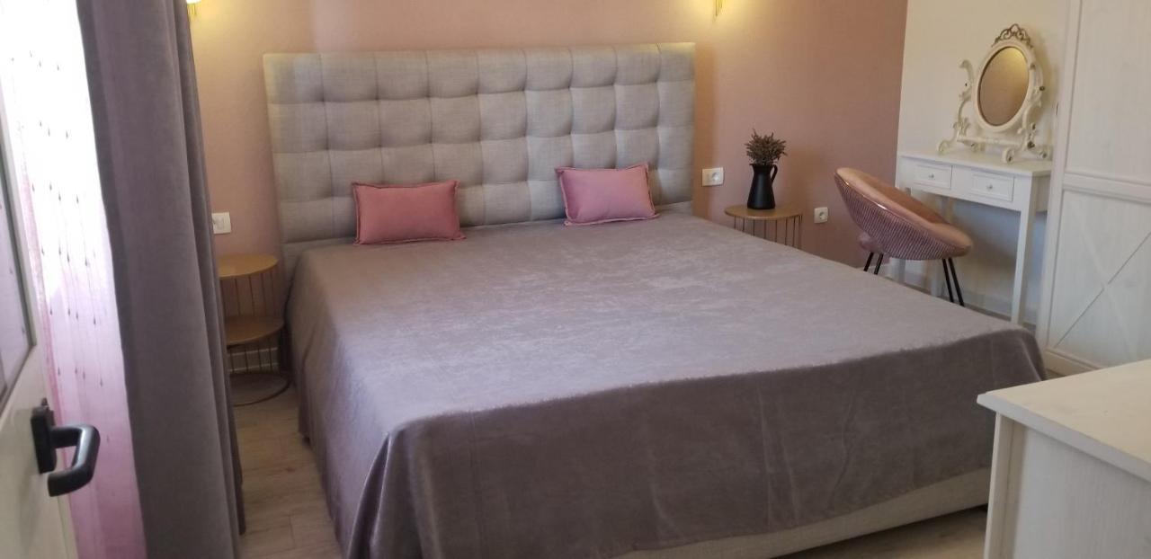 Aparthotel Monterria بار المظهر الخارجي الصورة