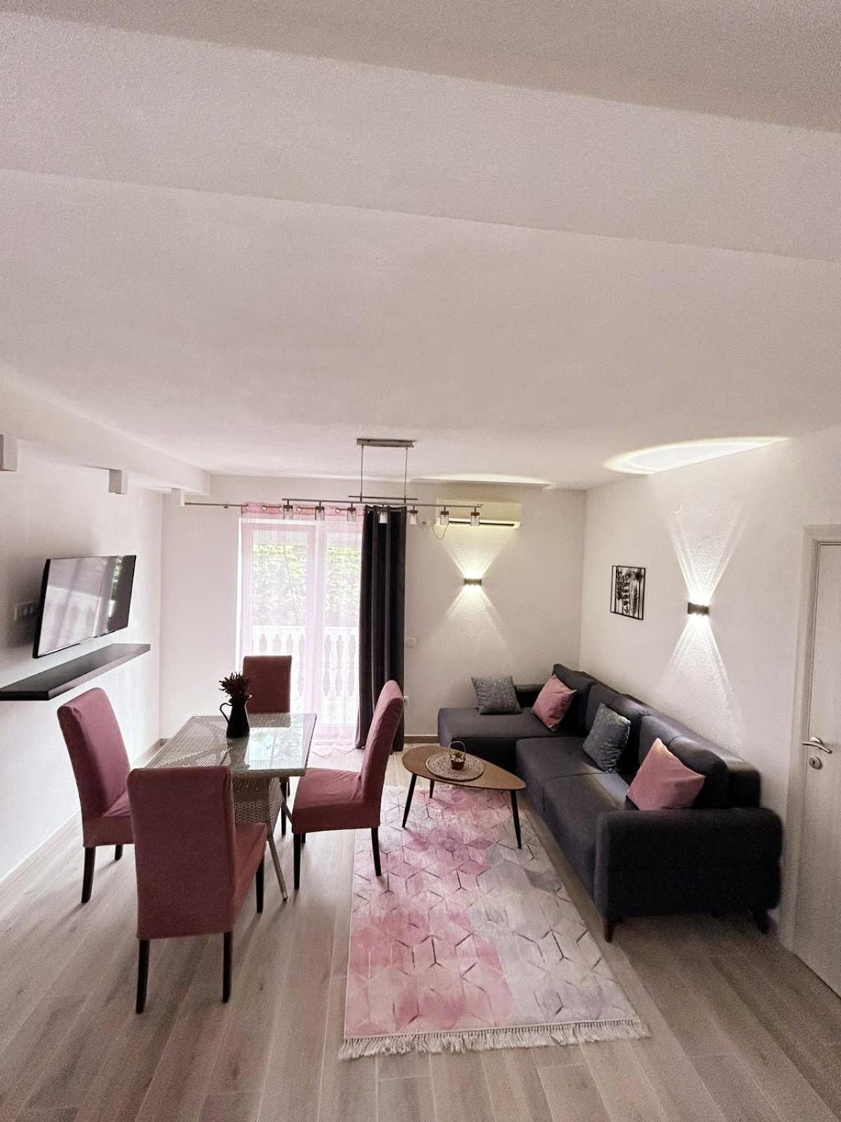 Aparthotel Monterria بار المظهر الخارجي الصورة