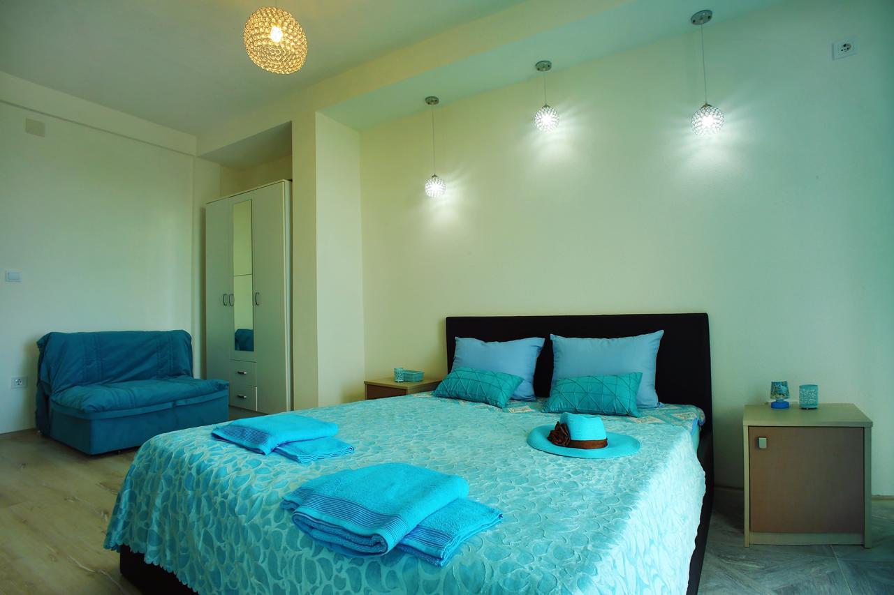 Aparthotel Monterria بار المظهر الخارجي الصورة