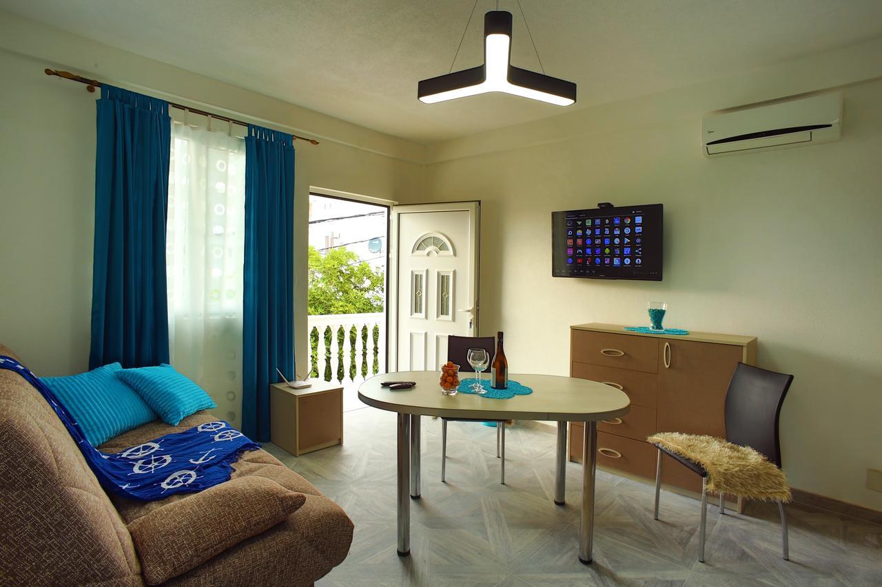 Aparthotel Monterria بار المظهر الخارجي الصورة