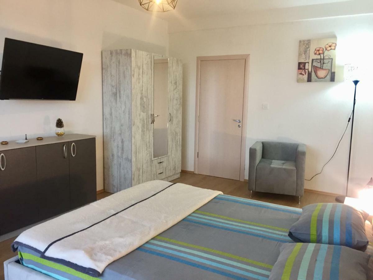 Aparthotel Monterria بار المظهر الخارجي الصورة