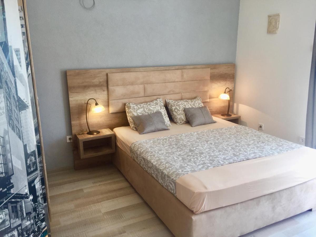 Aparthotel Monterria بار المظهر الخارجي الصورة